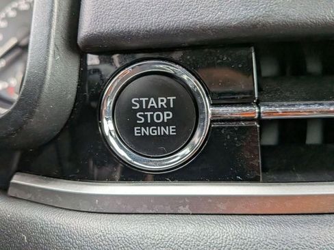 Used 2024 Mitsubishi Outlander SE AWD/4WD image 19