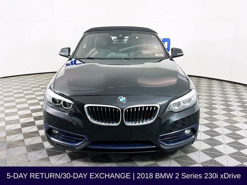 Used 2018 BMW 230i xDrive Convertible image 3