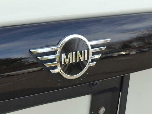 Used 2022 MINI Cooper S w/ Signature Upholstery Package image 22