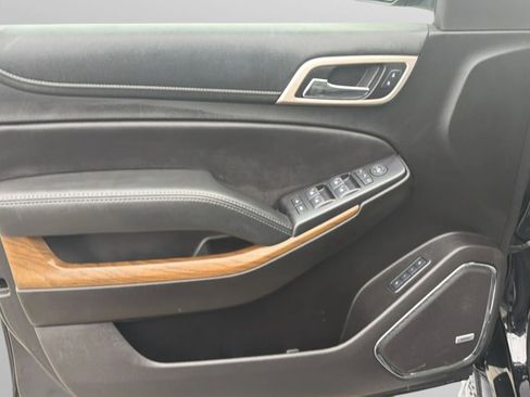 Used 2019 GMC Yukon XL Denali AWD/4WD image 15