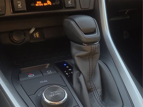 New 2025 Toyota RAV4 XLE image 26