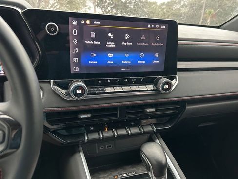 Used 2023 Chevrolet Colorado Z71 w/ Z71 Convenience Package 2 image 30