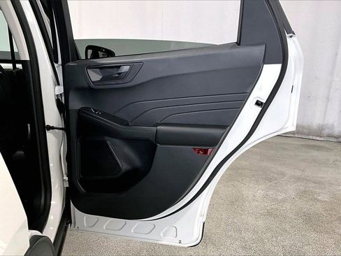 Used 2022 Ford Escape SE w/ Convenience Package image 23