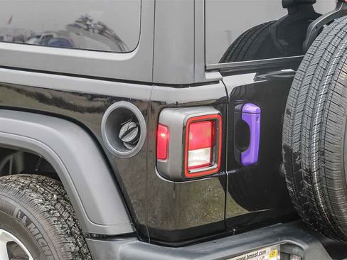 Used 2020 Jeep Wrangler Sport S image 11