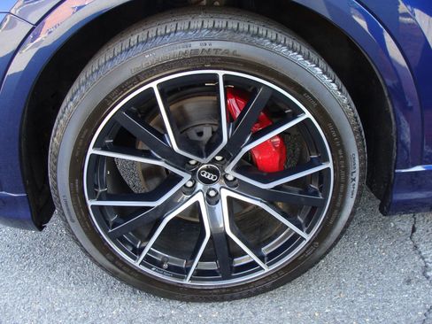 Used 2019 Audi Q8 Prestige AWD/4WD image 38
