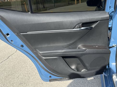 Used 2024 Toyota Camry SE w/ Convenience Package image 31