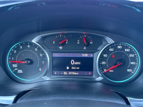 Used 2023 Chevrolet Traverse LT AWD/4WD image 13