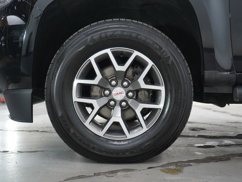 Used 2017 GMC Canyon SLE w/ All Terrain X Package image 29