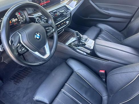 Used 2019 BMW 530e RWD image 4