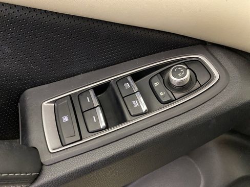 Used 2022 Subaru Ascent Limited w/ Technology Package image 24