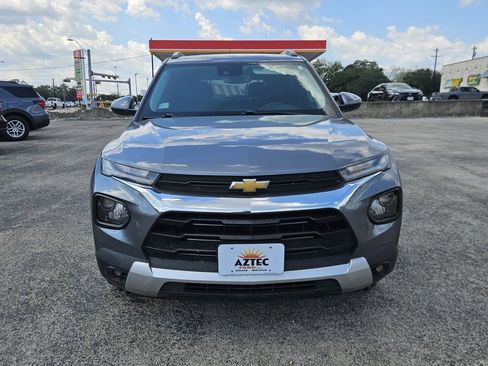Used 2021 Chevrolet TrailBlazer LT w/ Convenience Package image 3