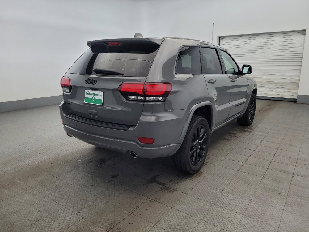 Used 2022 Jeep Grand Cherokee Laredo X AWD/4WD image 9