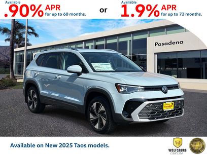 New 2025 Volkswagen Taos SE
