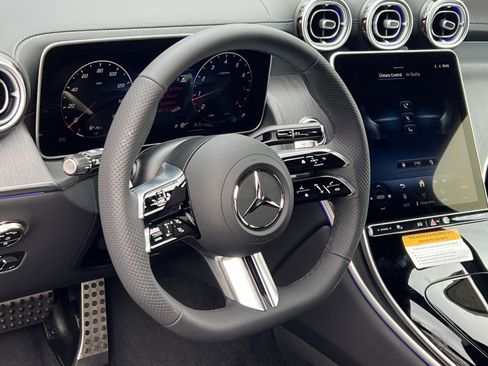 New 2026 Mercedes-Benz GLC 300 4MATIC image 14