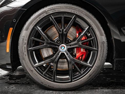 Used 2023 BMW M550i xDrive w/ Executive Package image 12