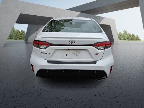 Certified 2023 Toyota Corolla SE w/ Carpet Mat Package (TMS) FWD image 3