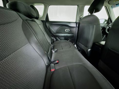 Used 2019 Kia Soul + image 25