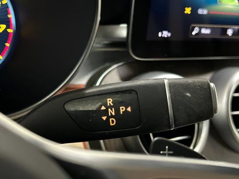 Used 2022 Mercedes-Benz GLC 300 4MATIC image 23