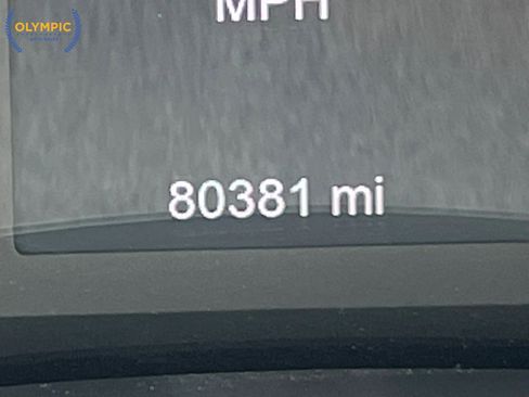 Used 2017 Chrysler Pacifica Touring-L FWD image 26
