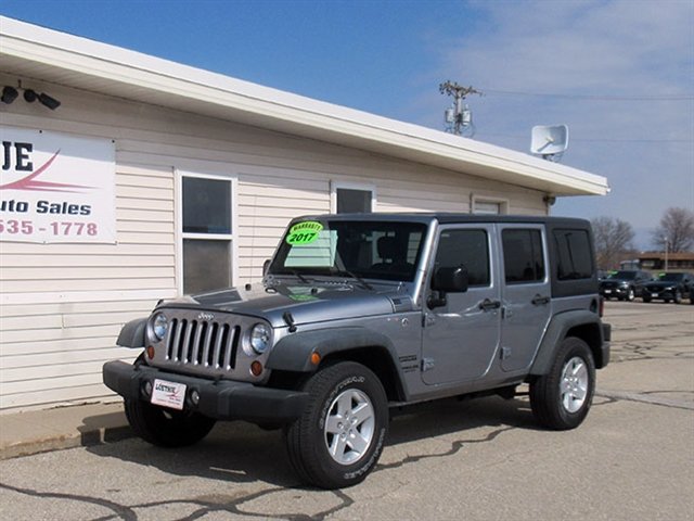 Used 2017 Jeep Wrangler Unlimited Sport w/ Quick Order Package 24S AWD/4WD image 2