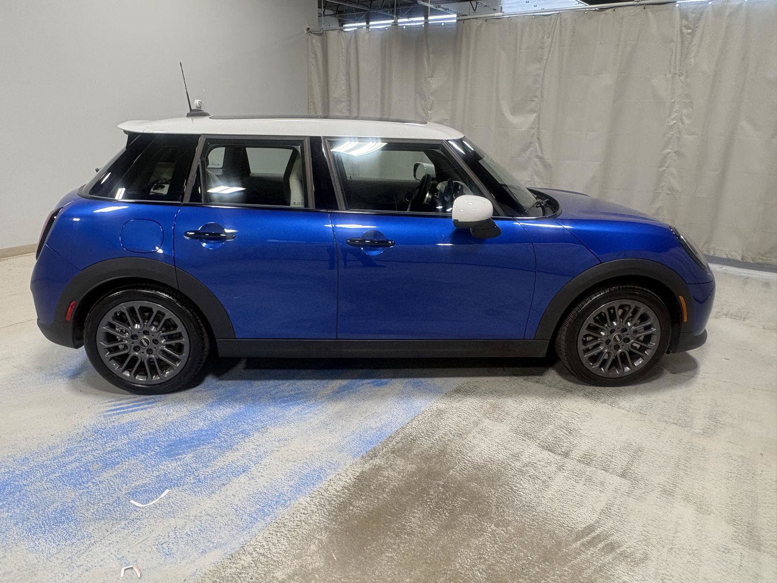 Used 2026 MINI Cooper S FWD image 13