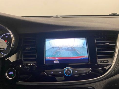 Used 2022 Buick Encore Preferred w/ Safety Package image 15