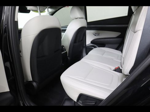 Used 2023 Hyundai Tucson SEL w/ Convenience Package image 15