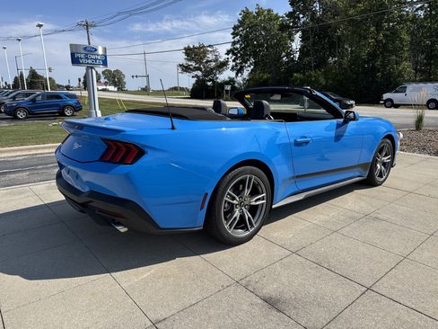 New 2025 Ford Mustang Premium image 36