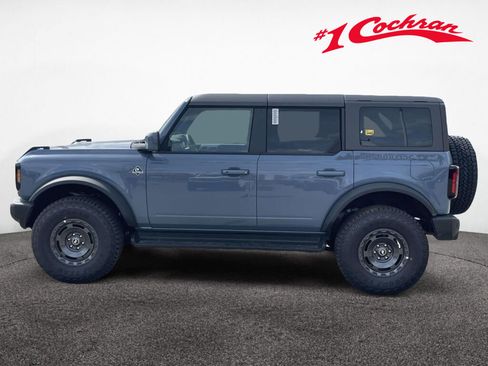 New 2025 Ford Bronco Outer Banks w/ Sasquatch Package AWD/4WD image 9