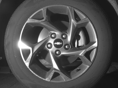 Used 2025 Chevrolet Trax LT w/ LT Convenience Package image 13