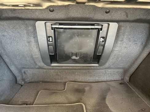 Used 2022 Mercedes-Benz S 580 4MATIC Sedan w/ AMG Line Package image 43