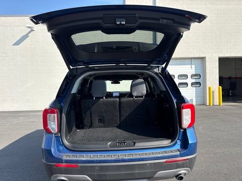 Used 2021 Ford Explorer Limited AWD/4WD image 9