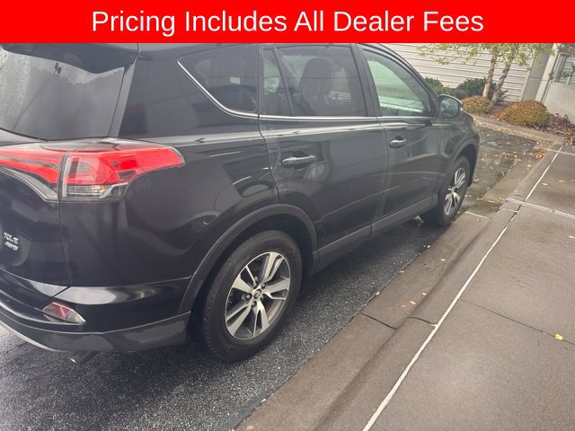 Used 2018 Toyota RAV4 XLE w/ Plus Extra Value Package AWD/4WD image 8