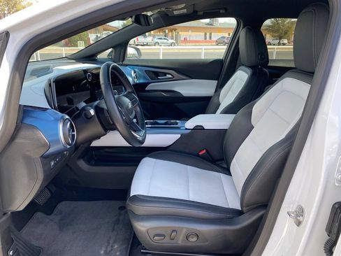 Used 2024 Chevrolet Equinox EV LT w/ LPO, Blackout Package FWD image 27