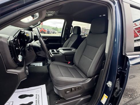 Used 2023 Chevrolet Silverado 1500 LT AWD/4WD image 14