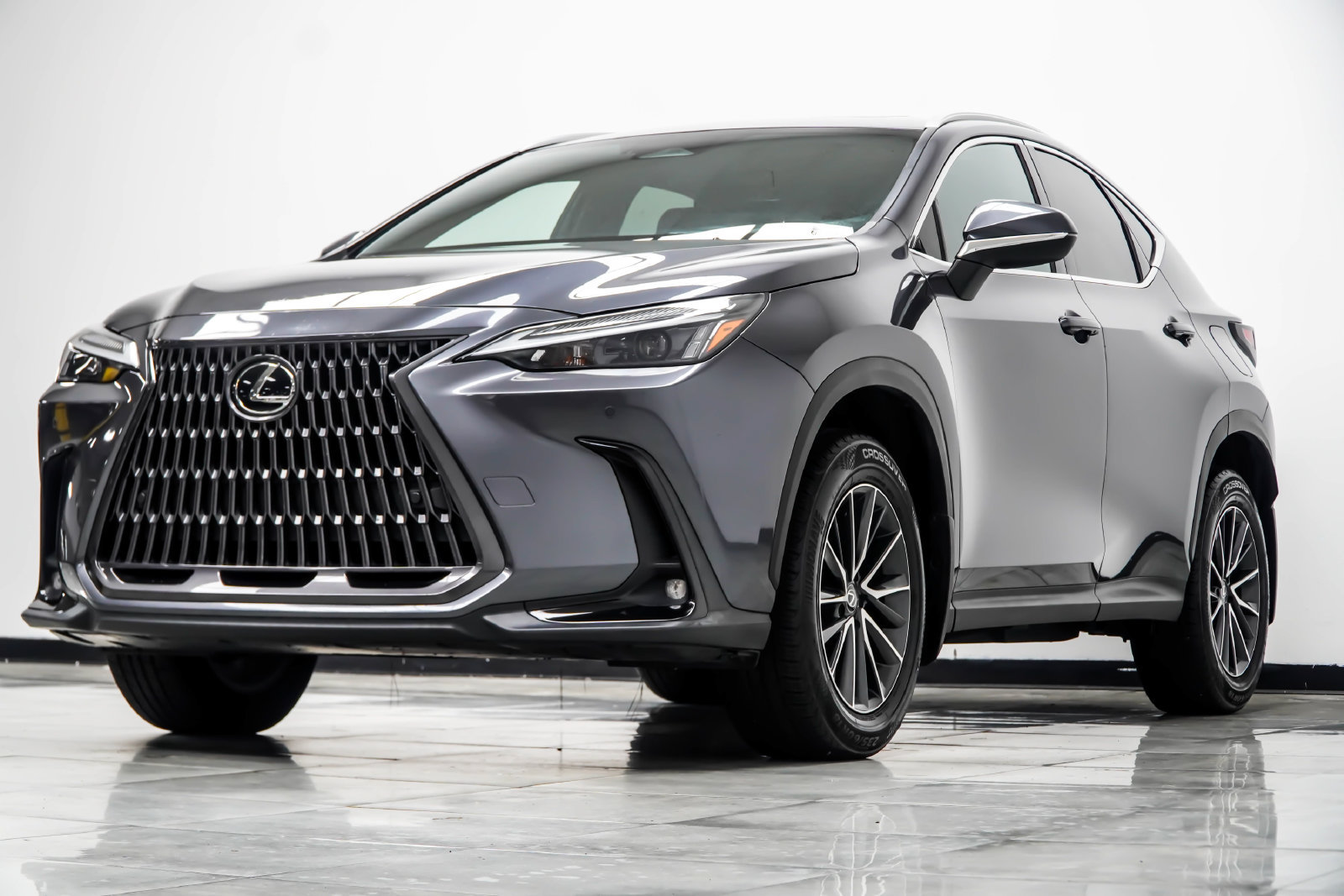 Used 2025 Lexus NX 250 FWD w/ Accessory Package (2T) image 10