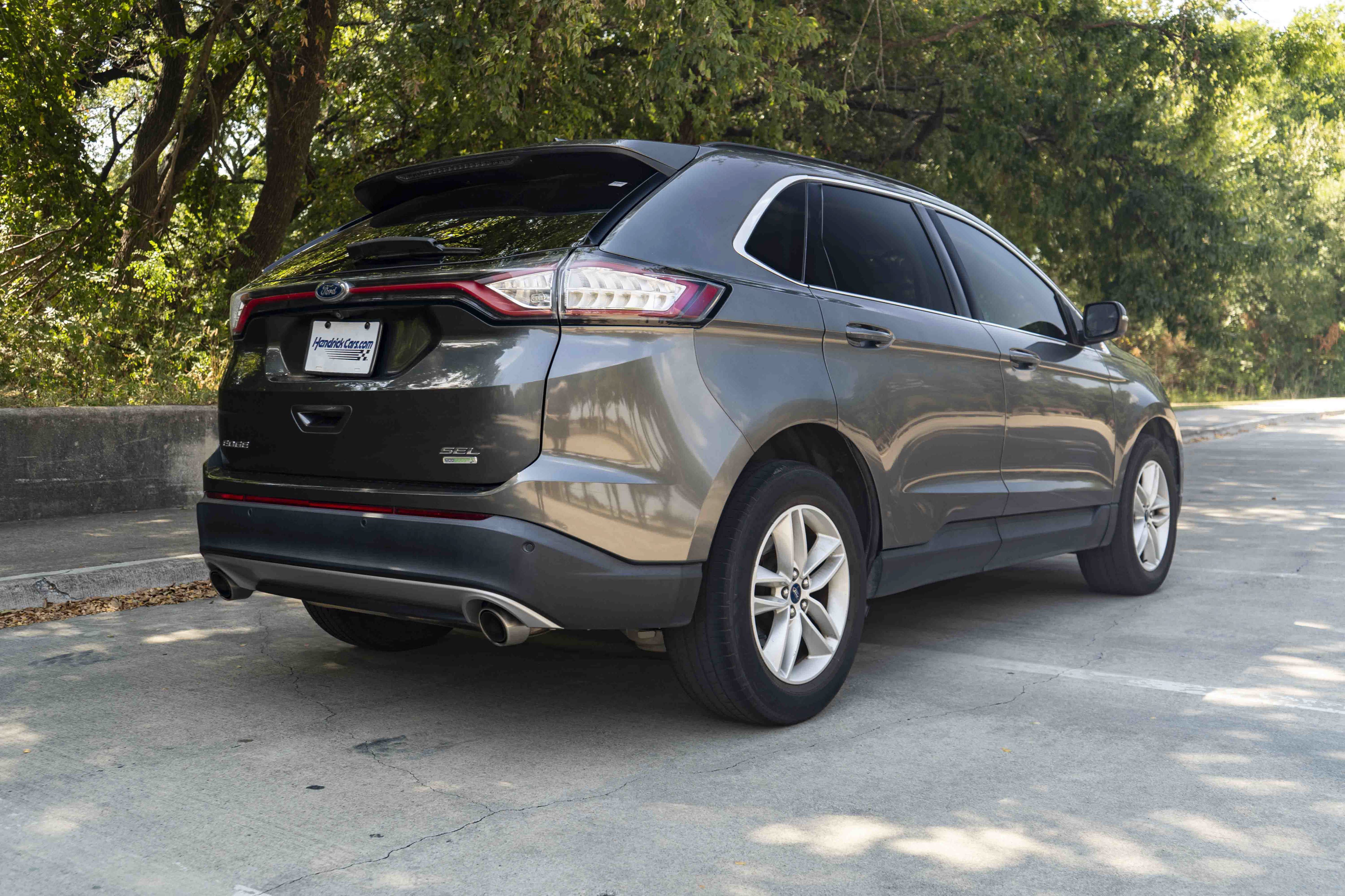 Used 2018 Ford Edge SEL FWD image 9