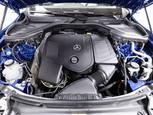 Used 2025 Mercedes-Benz GLC 350e 4MATIC w/ Driver Assistance Package image 35