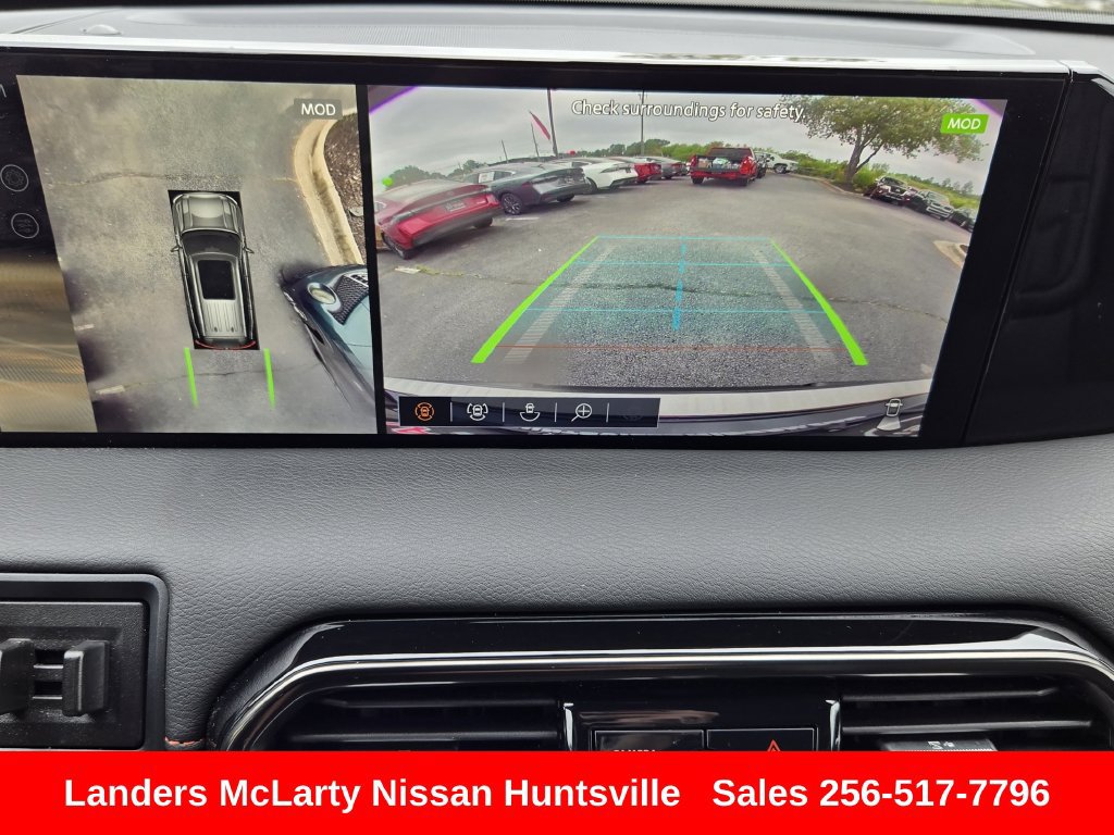 Used 2025 Nissan Armada PRO-4X w/ Pro-4X Premium Package AWD/4WD image 22