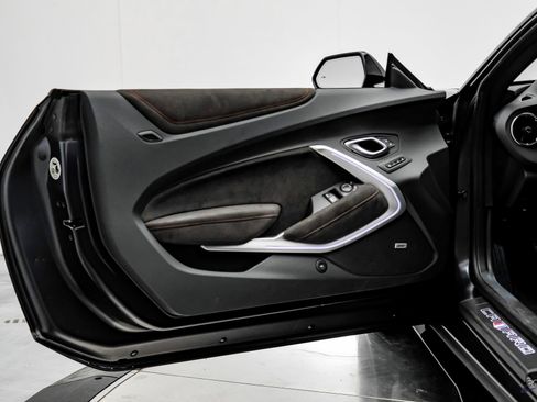 Used 2024 Chevrolet Camaro ZL1 RWD image 90