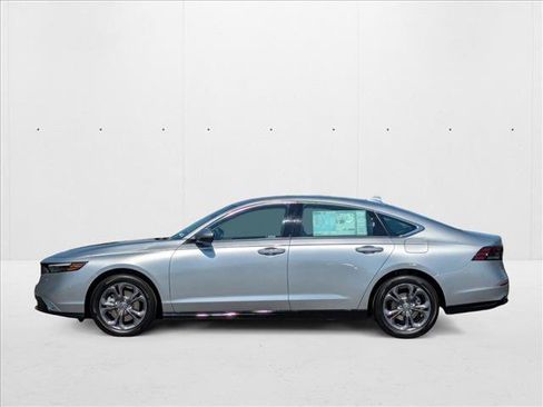 New 2025 Honda Accord EX-L image 5