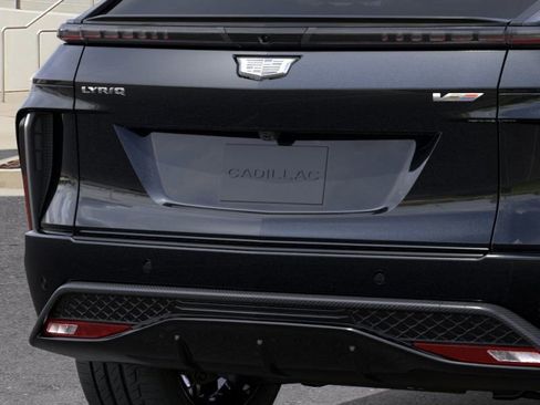 New 2026 Cadillac Lyriq V w/ Exterior Carbon Fiber Package image 14