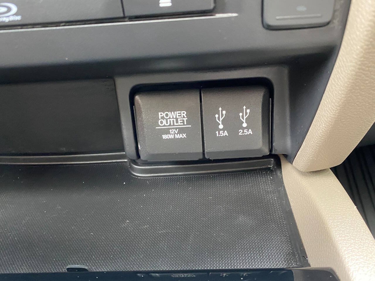 Used 2016 Honda Pilot Touring image 37