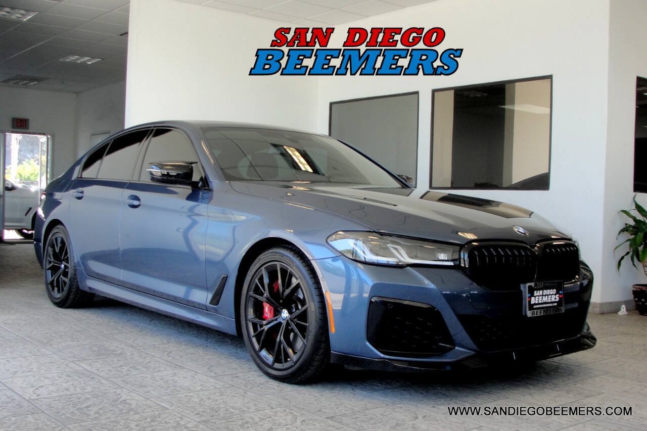 Used 2023 BMW 540i w/ M Sport Package RWD image 4