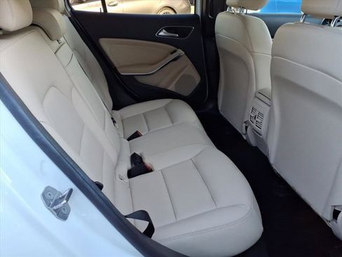 Used 2019 Mercedes-Benz GLA 250 image 20