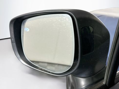 Used 2020 Subaru Crosstrek 2.0i Limited w/ Moonroof Package AWD/4WD image 16