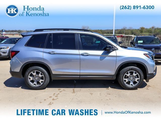 Used 2023 Honda Passport TrailSport image 6