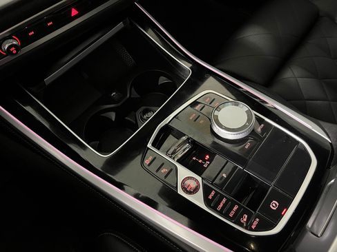 Used 2024 BMW X5 M60i w/ Executive Package image 18