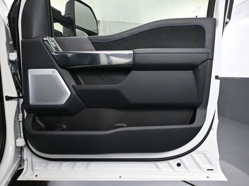 Used 2025 Ford F250 Platinum AWD/4WD image 48