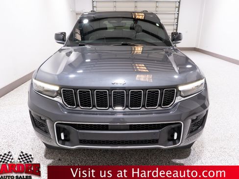 Used 2022 Jeep Grand Cherokee Overland RWD image 7